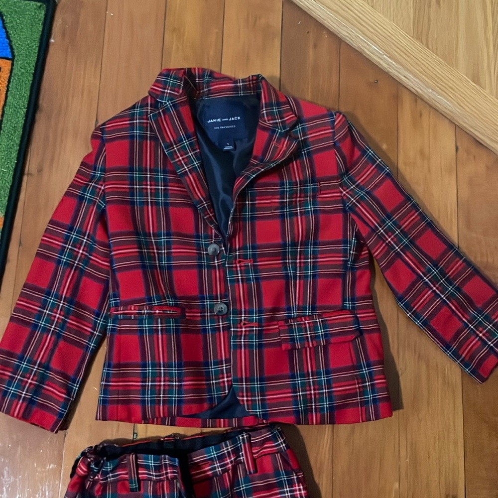 Janie and Jack plaid holiday blazer size 5 boys, smoke-free pet free home EUC.